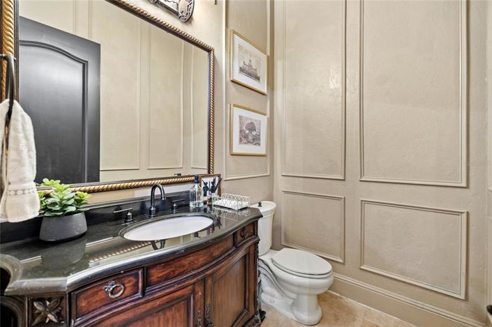 Image No.36-5 Bed Property for sale