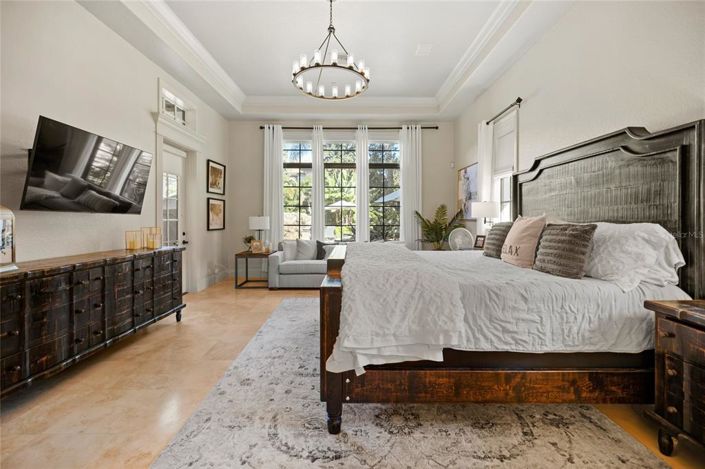 Image No.38-5 Bed Property for sale