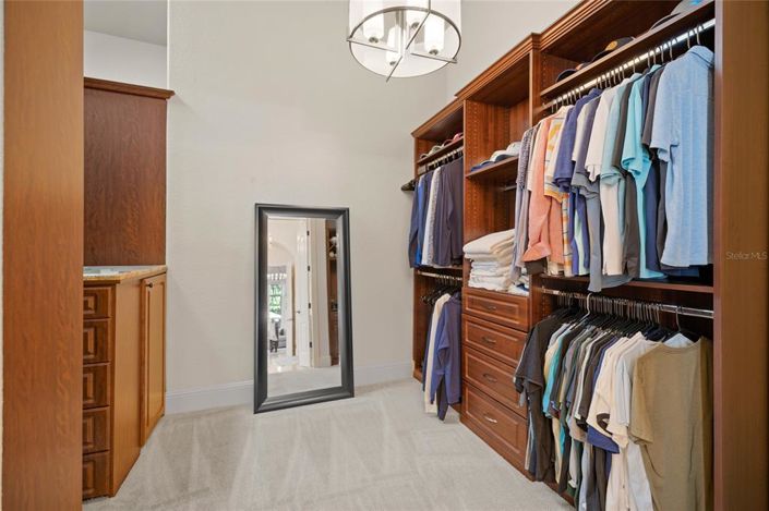 Image No.47-5 Bed Property for sale