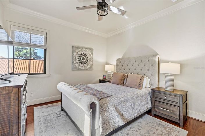 Image No.62-5 Bed Property for sale