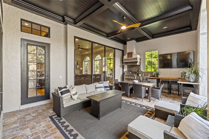 Image No.63-5 Bed Property for sale