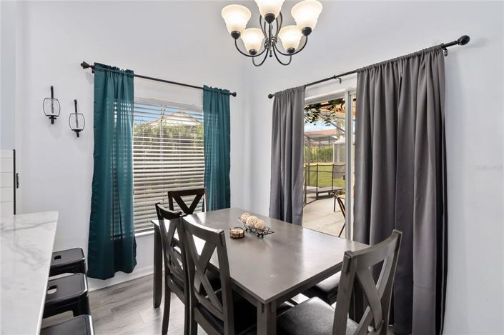 Image No.14-Propriété de 4 chambres à vendre à Davenport