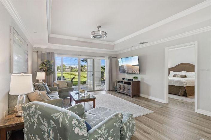 Image No.3-3 Bed Property for sale