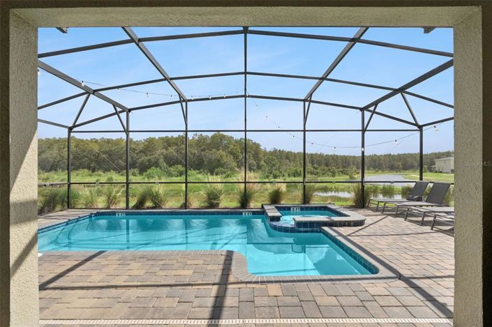 Image No.2-Propriété de 9 chambres à vendre à Kissimmee