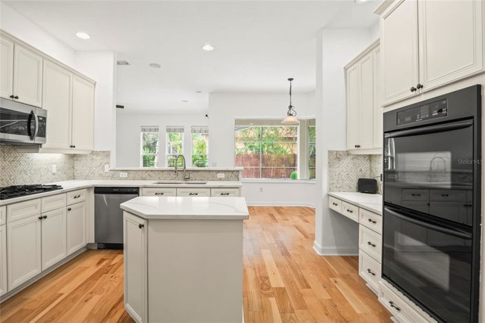 Image No.15-4 Bed Property for sale