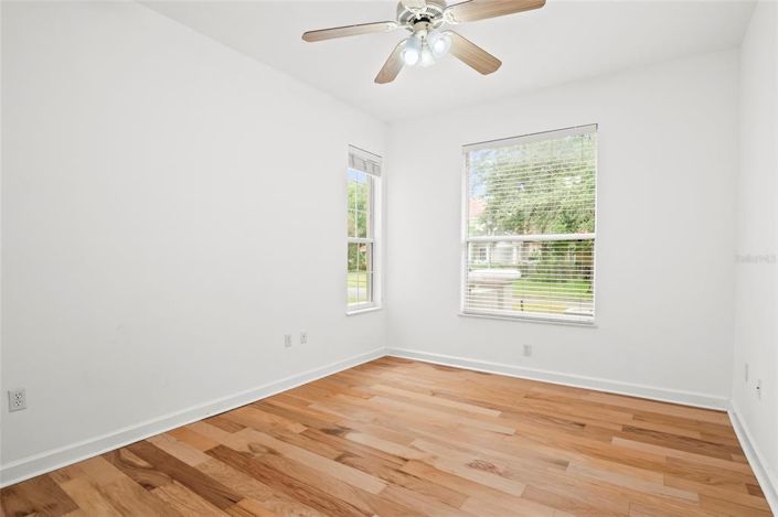 Image No.26-4 Bed Property for sale