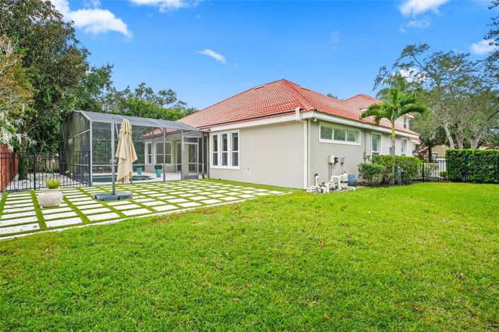 Image No.41-4 Bed Property for sale