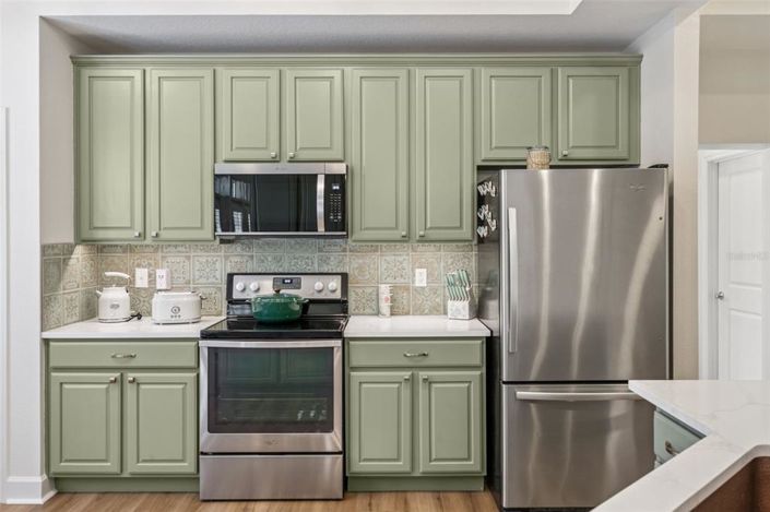 Image No.13-3 Bed Property for sale