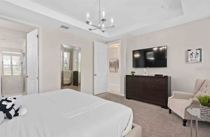 Image No.13-5 Bed Townhouse for sale