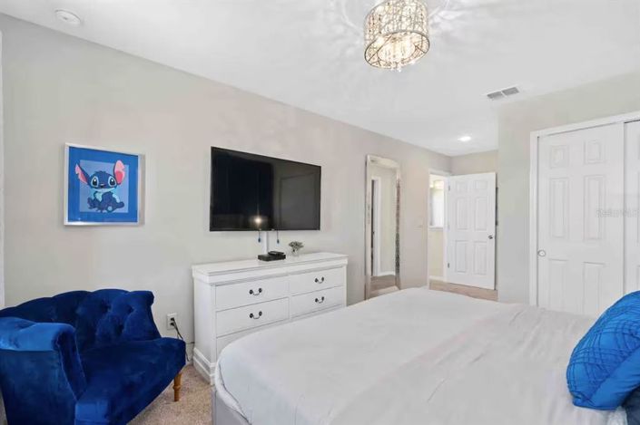 Image No.21-5 Bed Townhouse for sale