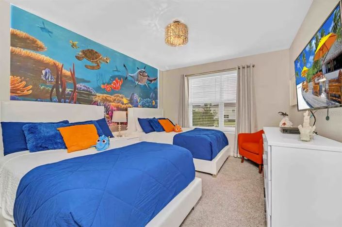 Image No.25-5 Bed Townhouse for sale