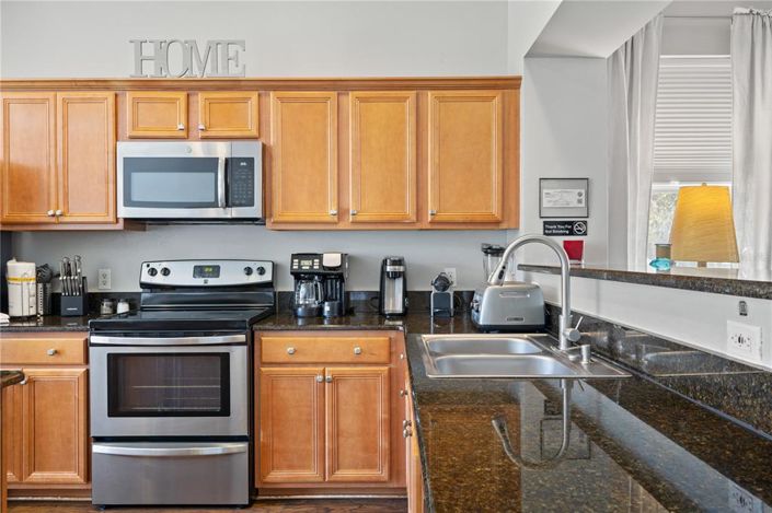 Image No.12-3 Bed Townhouse for sale