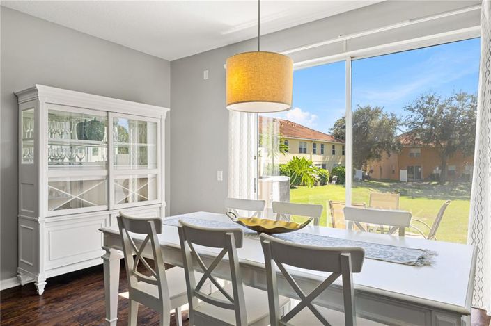 Image No.17-3 Bed Townhouse for sale