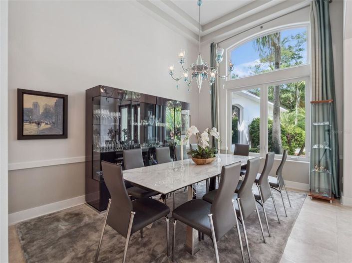 Image No.36-6 Bed Property for sale