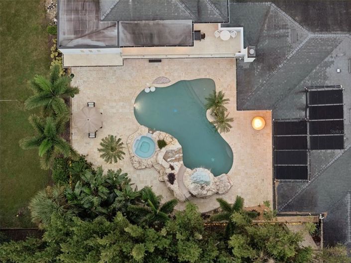 Image No.68-6 Bed Property for sale