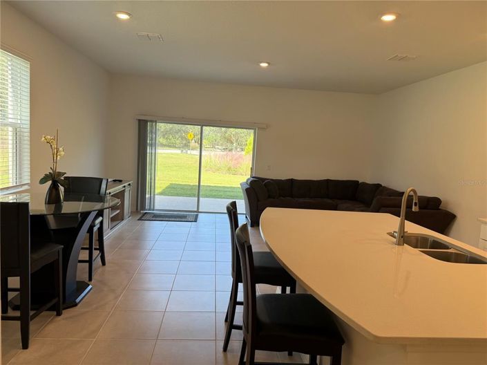 Image No.16-3 Bed Townhouse for sale