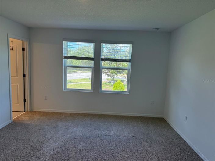 Image No.26-3 Bed Townhouse for sale