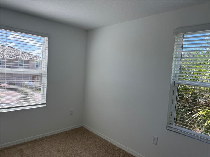 Image No.31-3 Bed Townhouse for sale