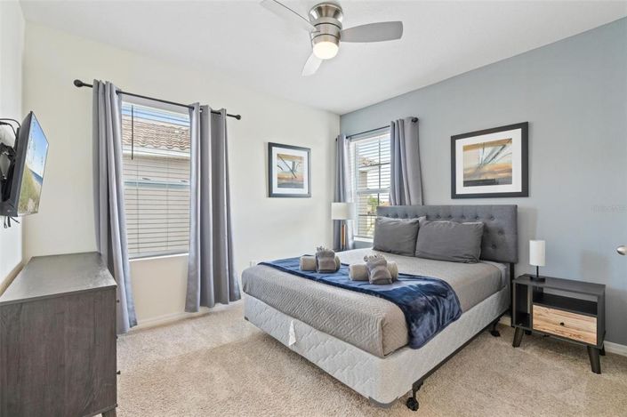 Image No.27-6 Bed Property for sale