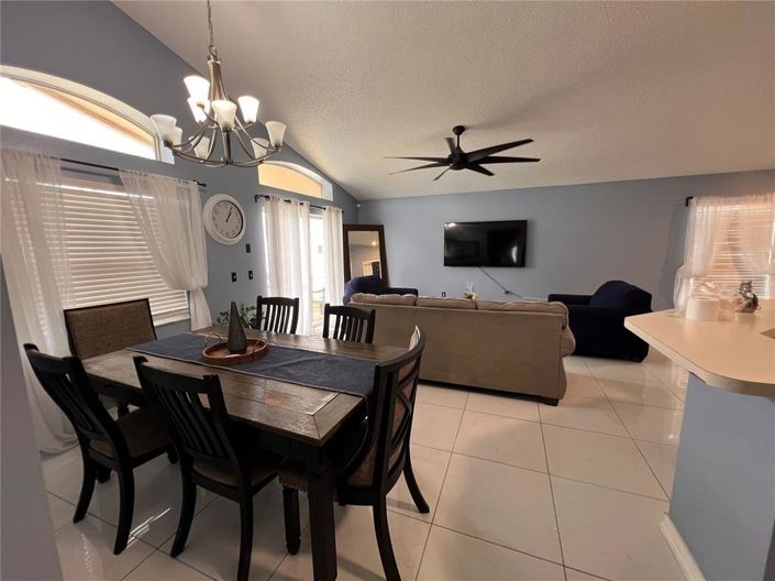 Image No.9-Propriété de 4 chambres à vendre à Davenport