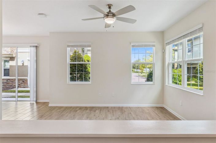 Image No.12-3 Bed Townhouse for sale