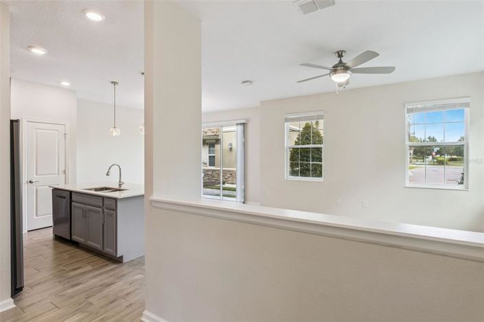 Image No.13-3 Bed Townhouse for sale