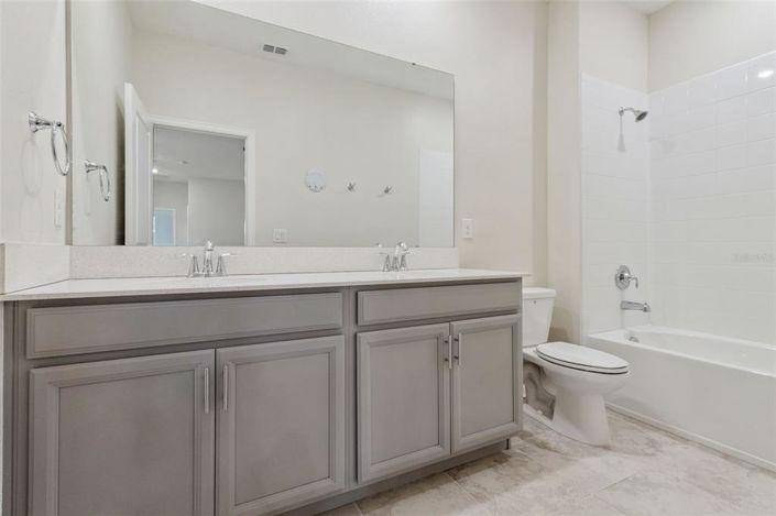 Image No.43-3 Bed Townhouse for sale