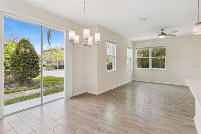 Image No.8-3 Bed Townhouse for sale