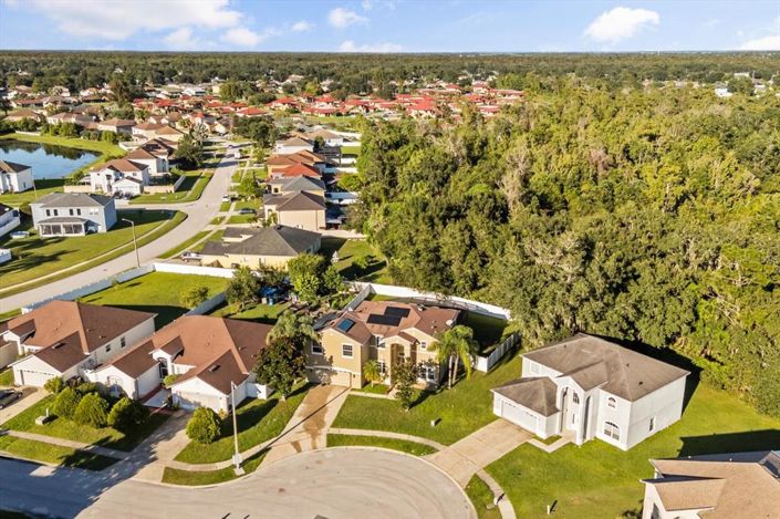 Image No.2-6 Bed Property for sale