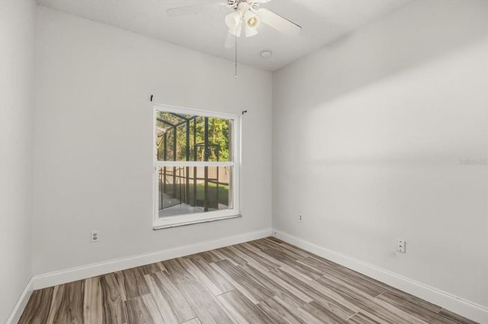 Image No.37-6 Bed Property for sale