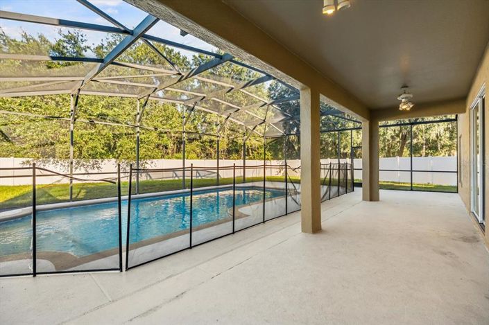 Image No.39-6 Bed Property for sale