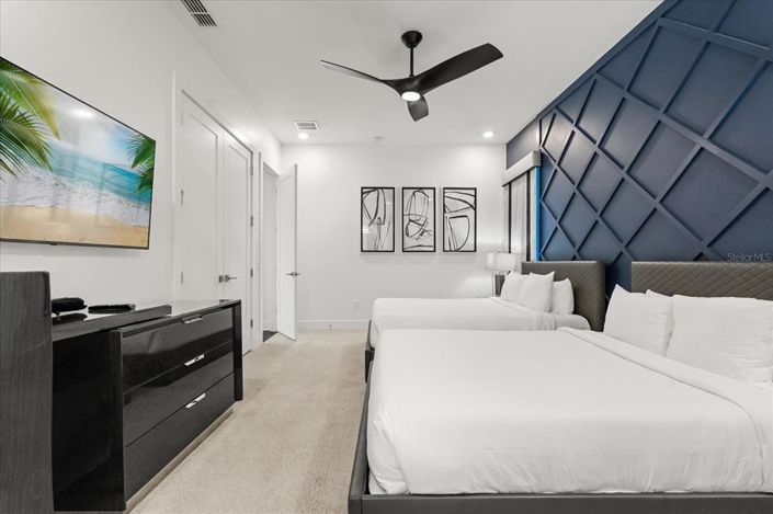 Image No.39-6 Bed Property for sale