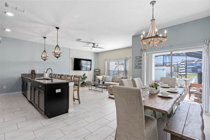 Image No.17-4 Bed Townhouse for sale