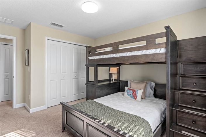 Image No.32-4 Bed Townhouse for sale