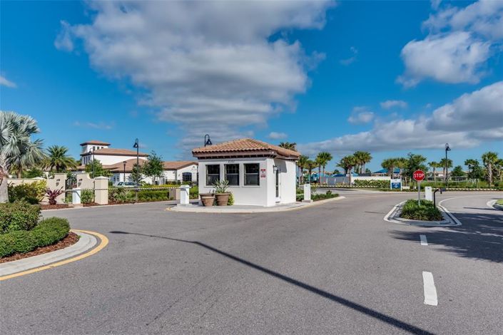 Image No.34-8 Bed Property for sale