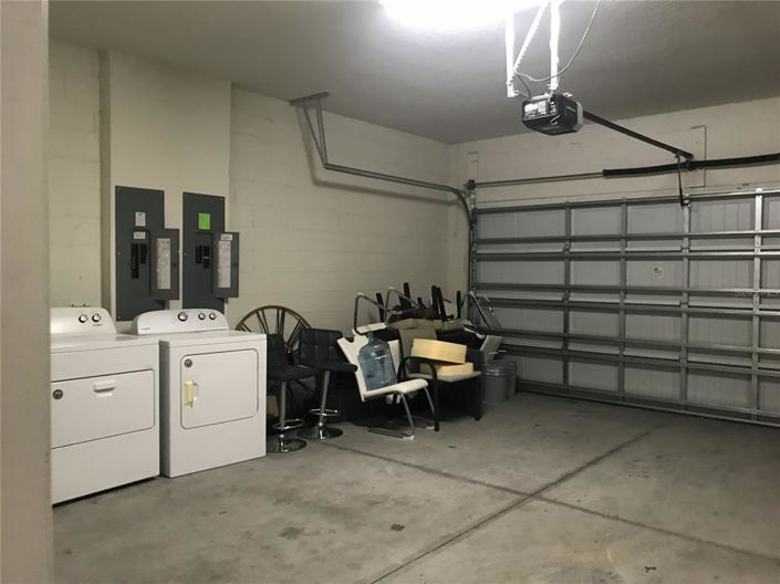 Image No.40-8 Bed Property for sale