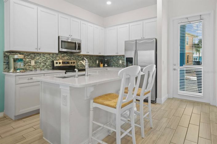 Image No.16-4 Bed Property for sale