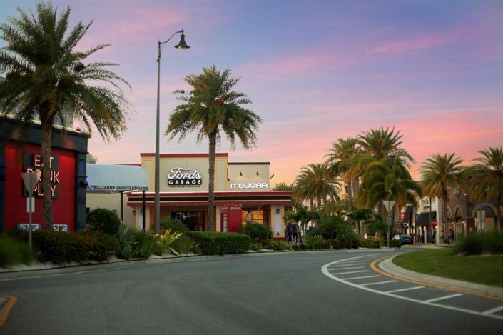 Image No.89-4 Bed Property for sale