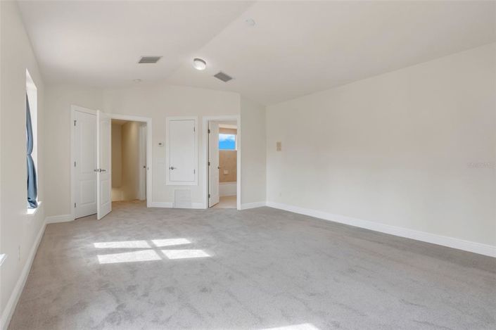 Image No.39-5 Bed Property for sale