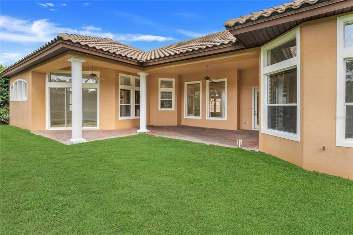 Image No.44-5 Bed Property for sale