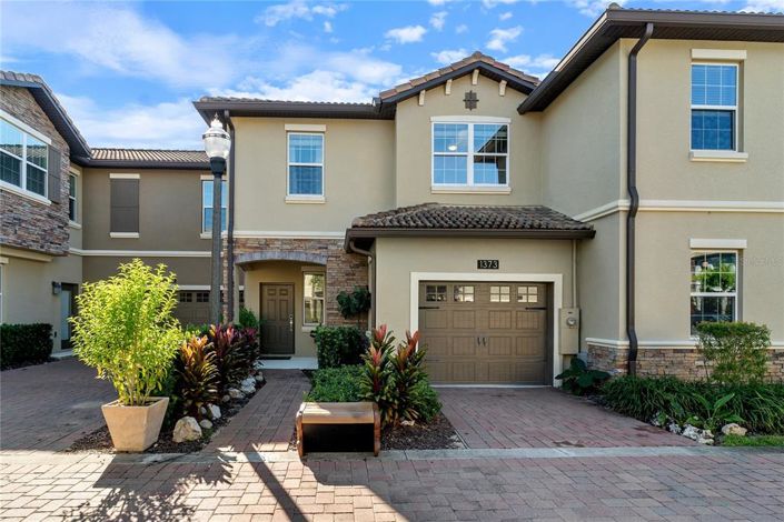 Image No.1-3 Bed Townhouse for sale