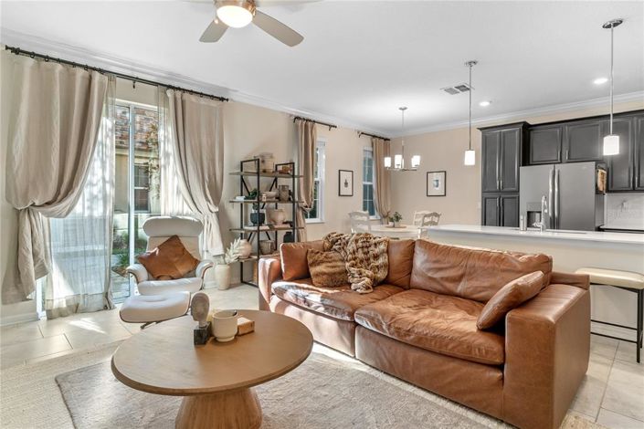 Image No.13-3 Bed Townhouse for sale