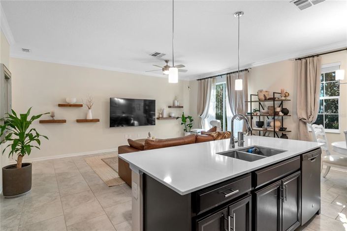 Image No.7-3 Bed Townhouse for sale