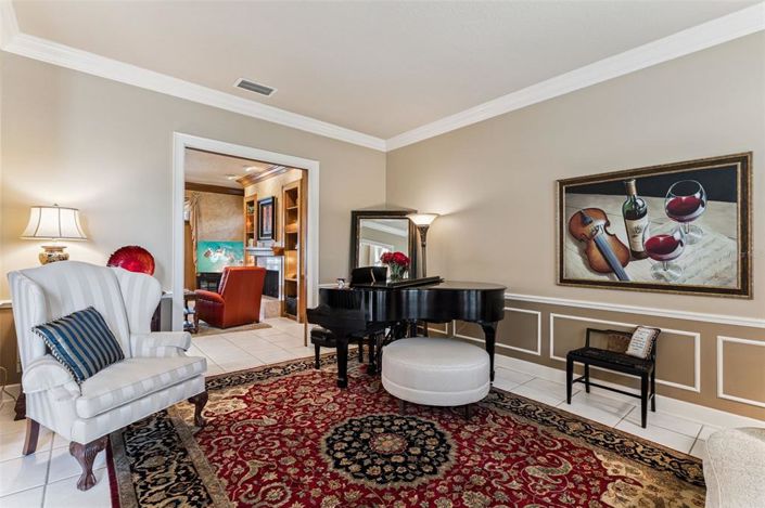 Image No.11-4 Bed Property for sale