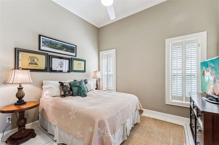 Image No.33-4 Bed Property for sale