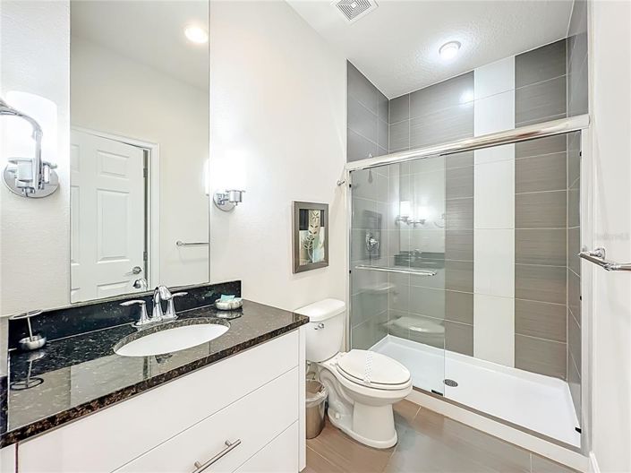 Image No.10-3 Bed Townhouse for sale