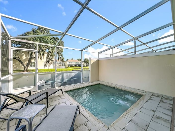 Image No.20-3 Bed Townhouse for sale