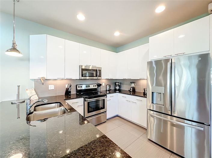 Image No.5-3 Bed Townhouse for sale