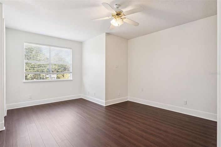 Image No.19-5 Bed Property for sale