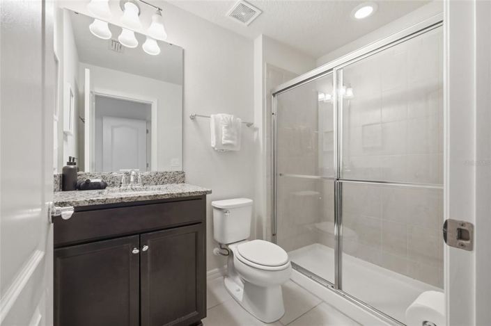 Image No.25-5 Bed Townhouse for sale